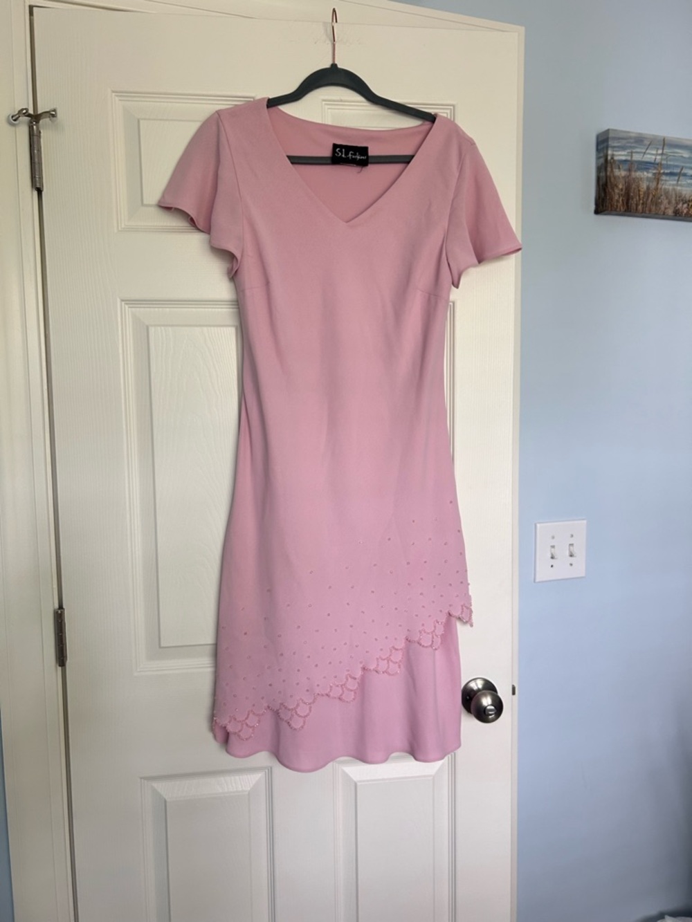 S.L. Fashions Dusty Pink V-Neck Scalloped Hem Mini Dress